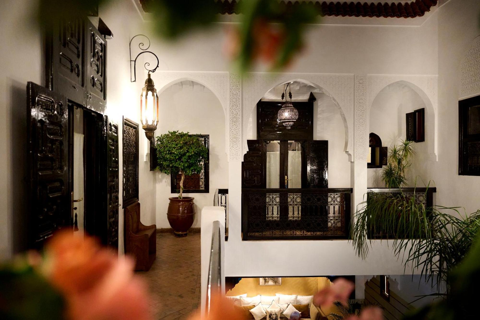 Riad Dar Amanza En Exclusivite Avec 4 Chambres Au Coeur De La Medina Marrakesh Exterior photo