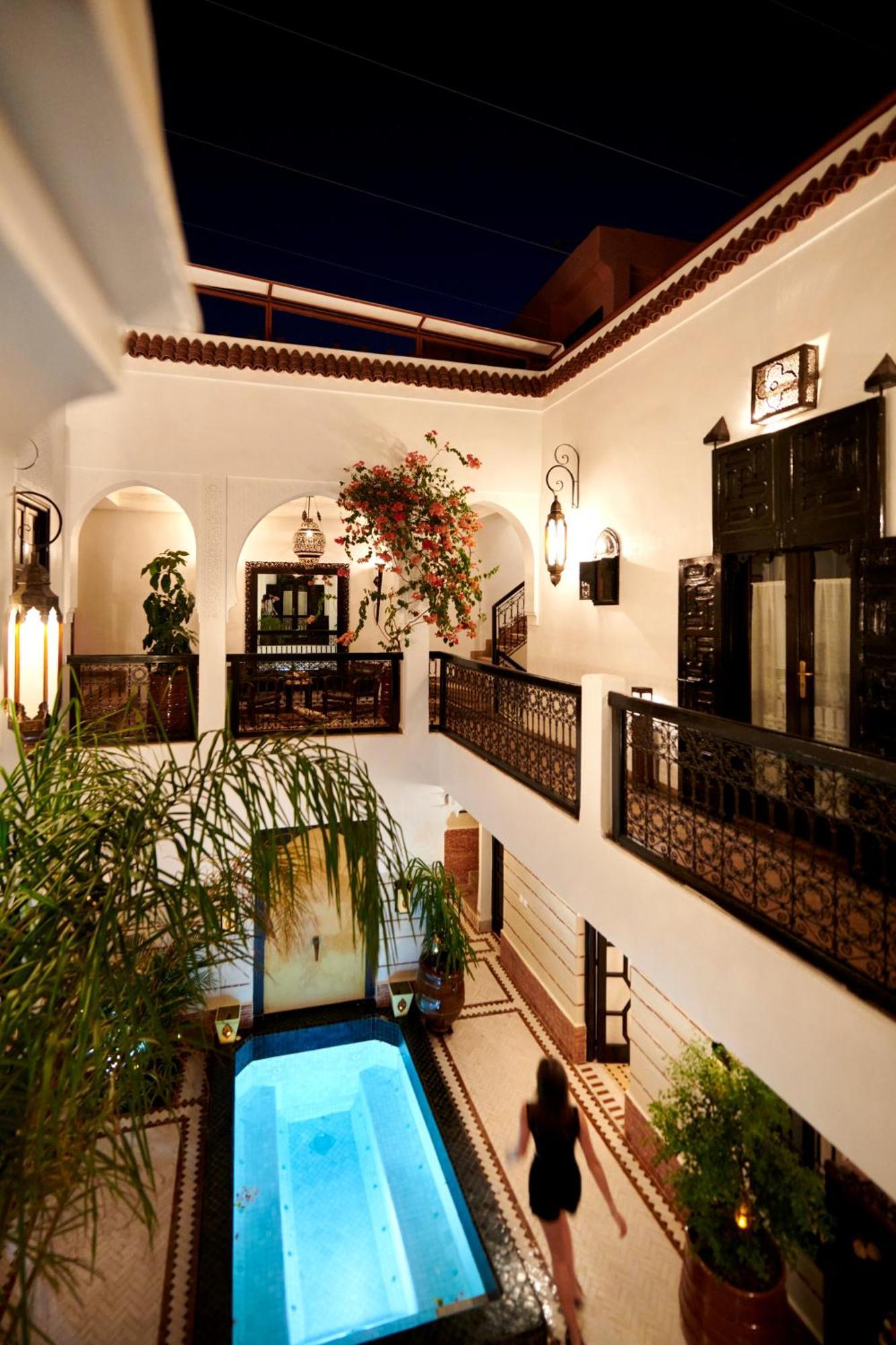 Riad Dar Amanza En Exclusivite Avec 4 Chambres Au Coeur De La Medina Marrakesh Exterior photo